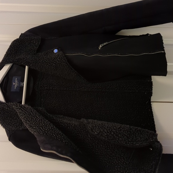 American Eagle Faux Suede Sherpa Jacket, Size XS - Picture 2 of 9